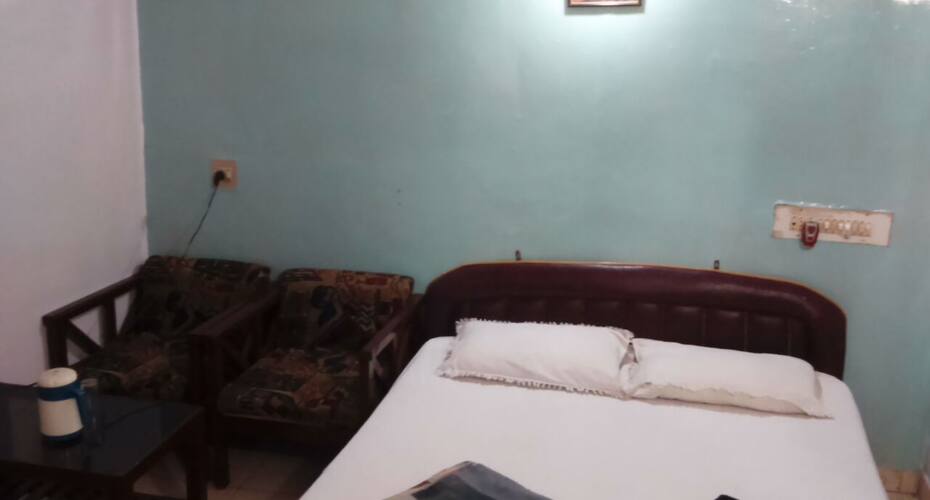 Hotel Neelam Lodge, Bhilai 4